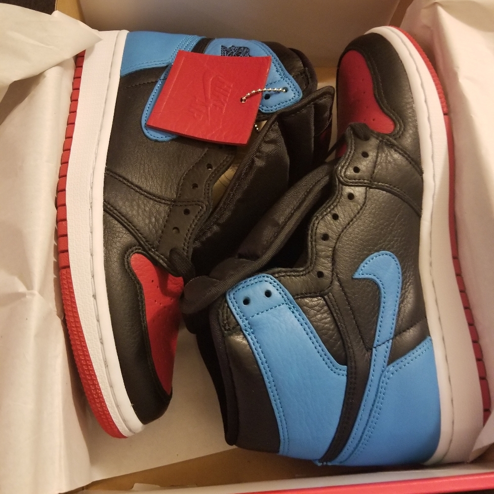 Brand new women's Air Jordan 1 High OG